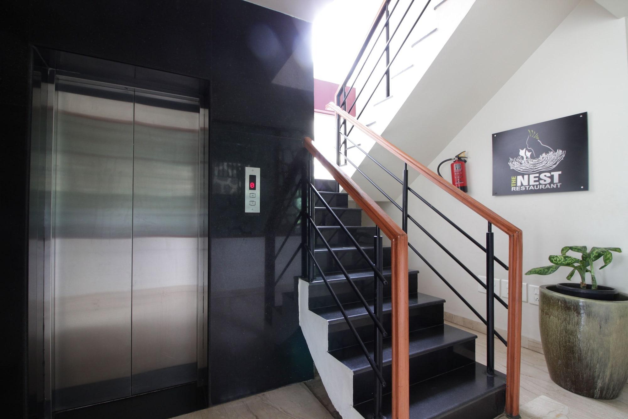 Hotel White Parrot Mysore Exterior photo