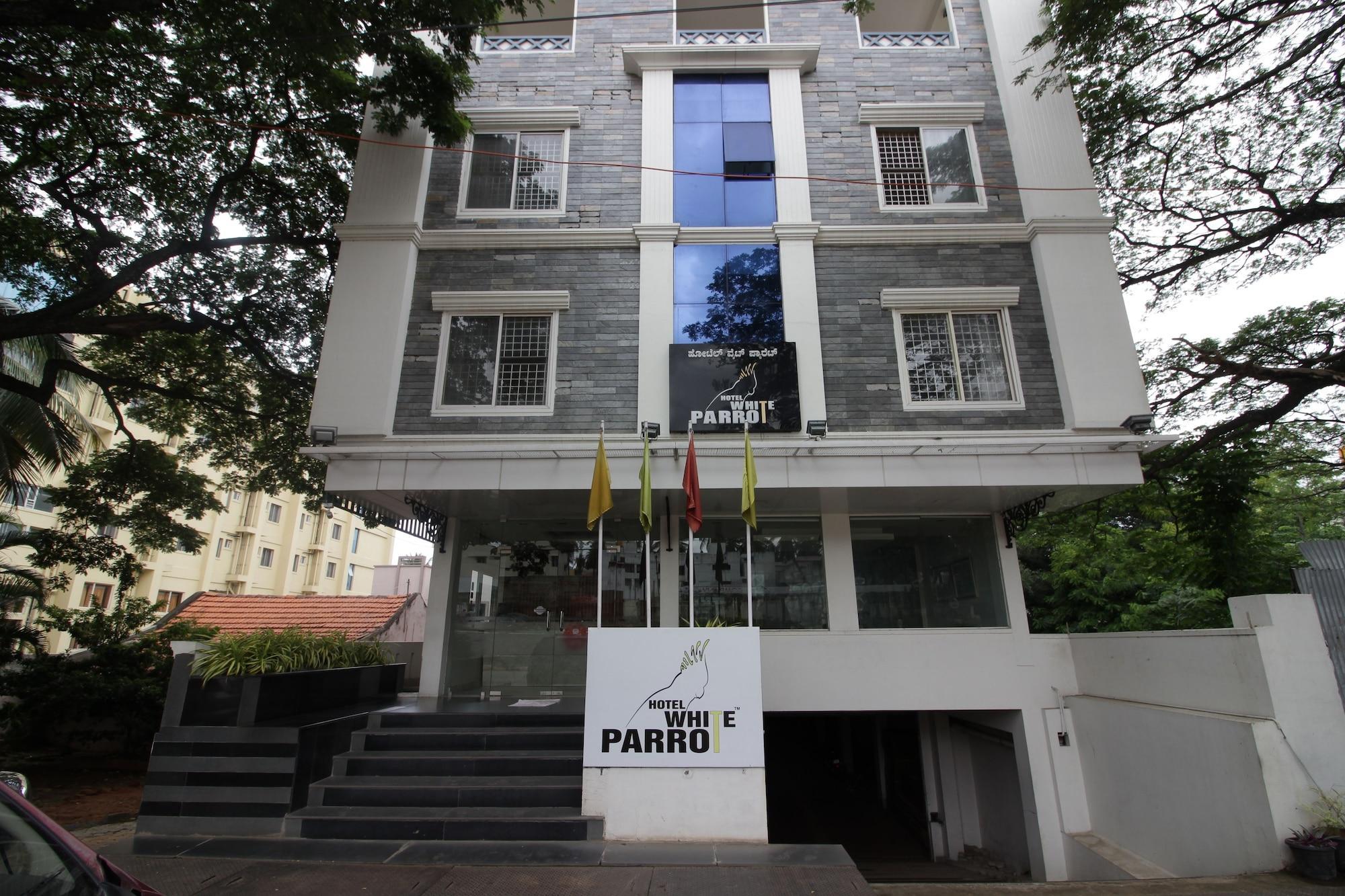 Hotel White Parrot Mysore Exterior photo